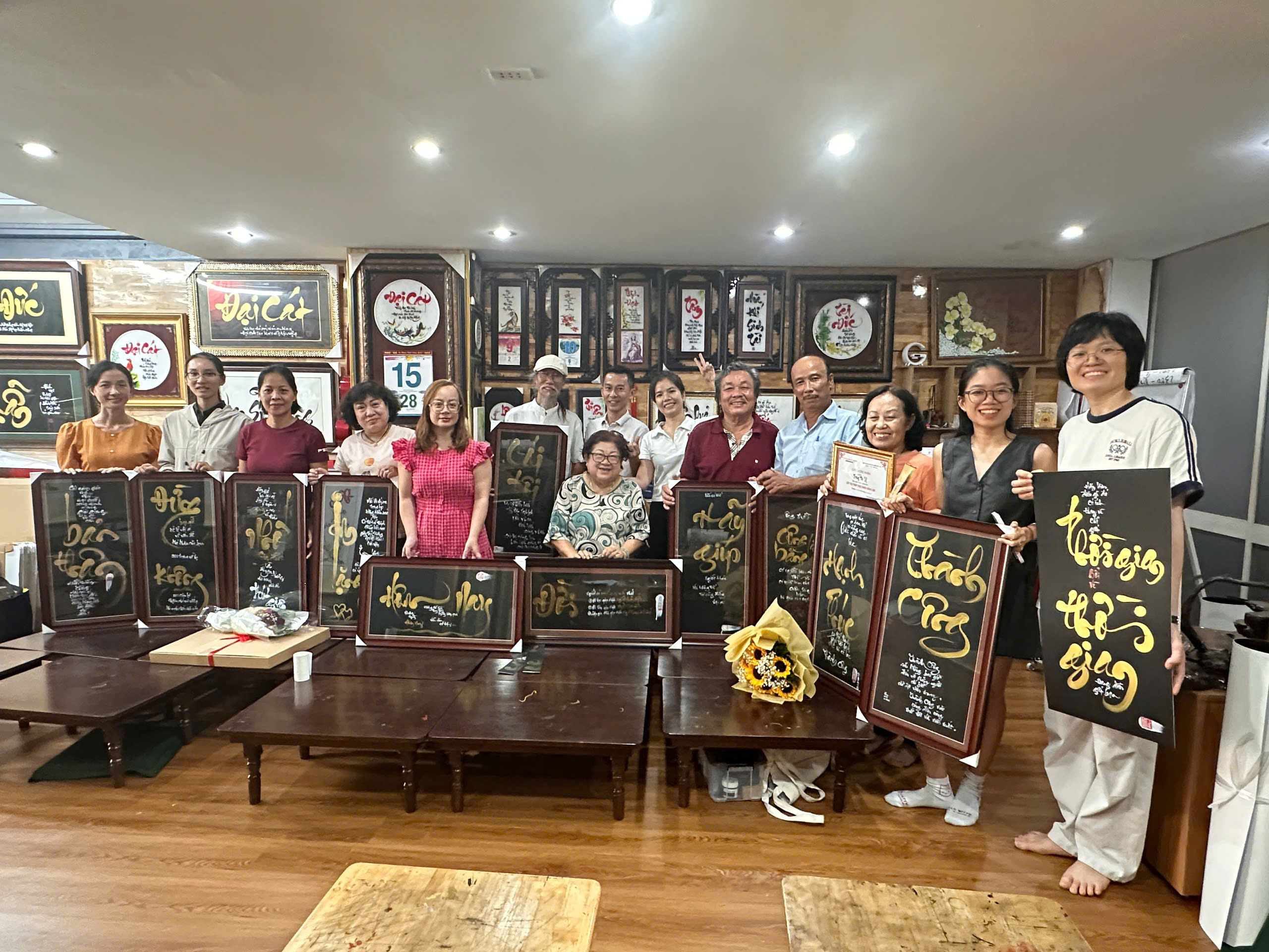 THƯ PH&Aacute;P GIA NGUYỄN &ndash; TINH HOA N&Eacute;T VIỆT