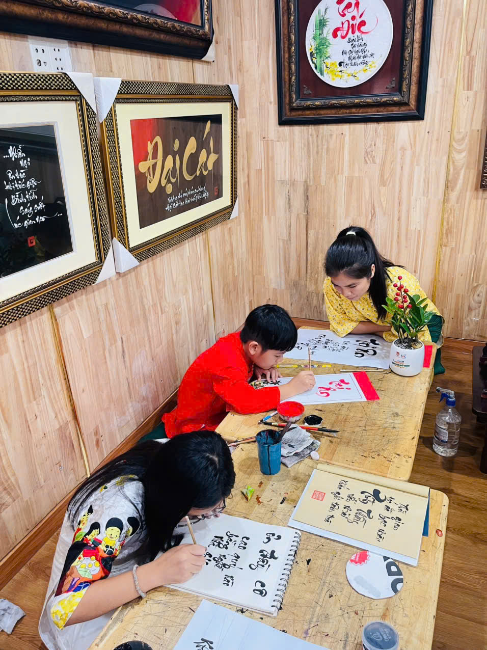 LỚP THƯ PH&Aacute;P THIẾU NHI &ndash; CHIỀU THỨ BẢY